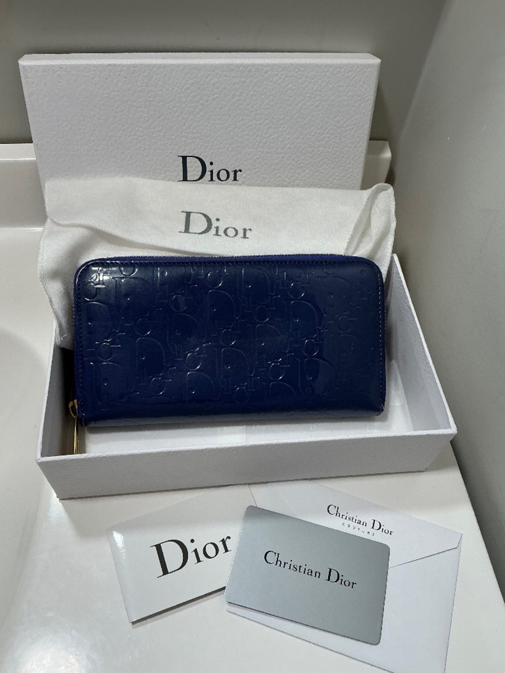 RARE Authentic Dior purple patent zippy wallet Full set